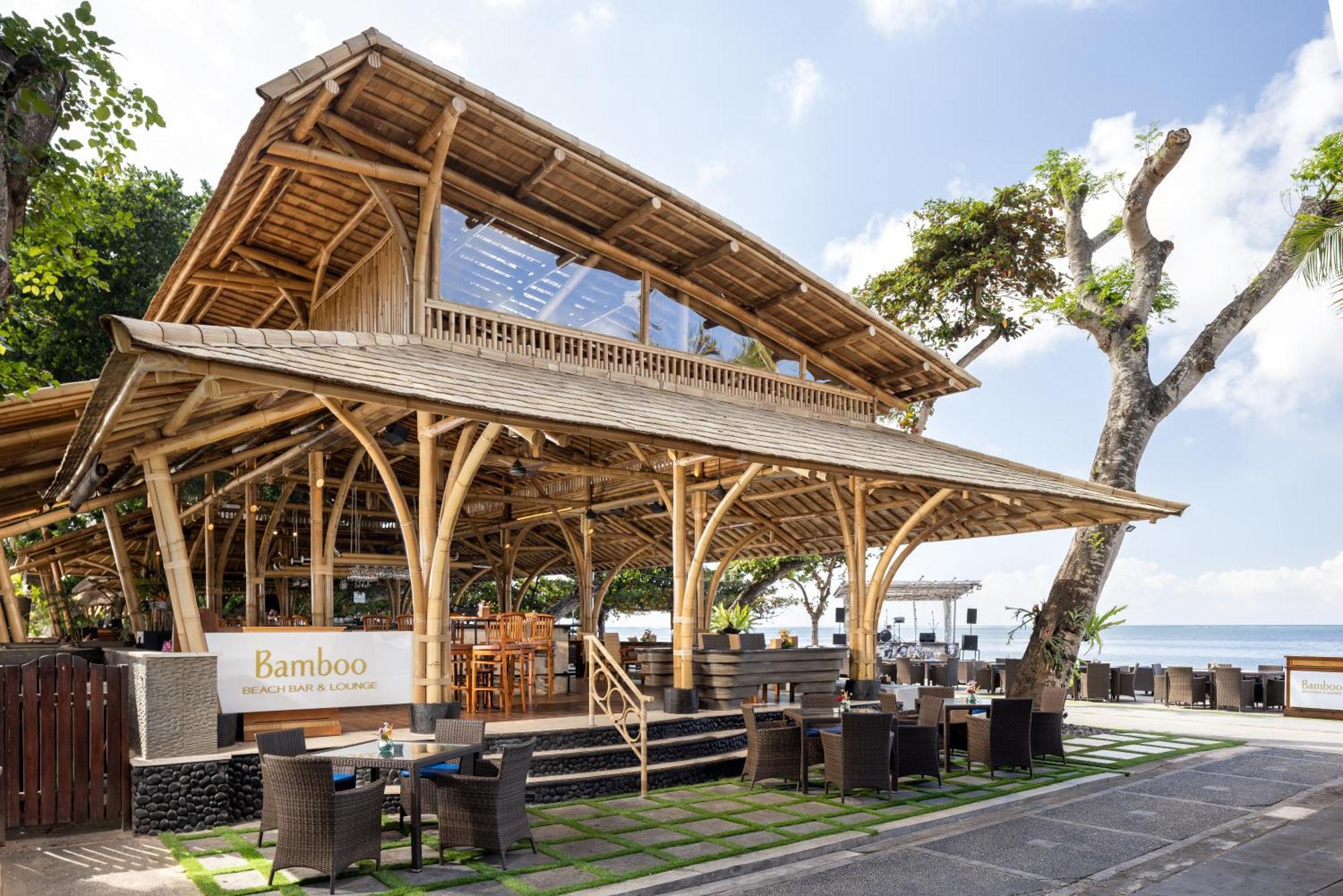 Prama Sanur Beach Bali Екстериор снимка Bamboo restaurant in Bali