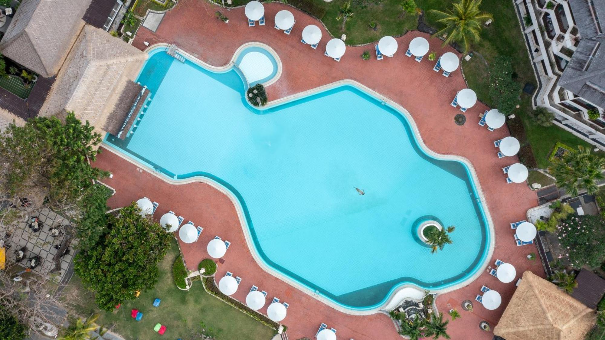 Prama Sanur Beach Bali Екстериор снимка Aerial view of a swimming pool