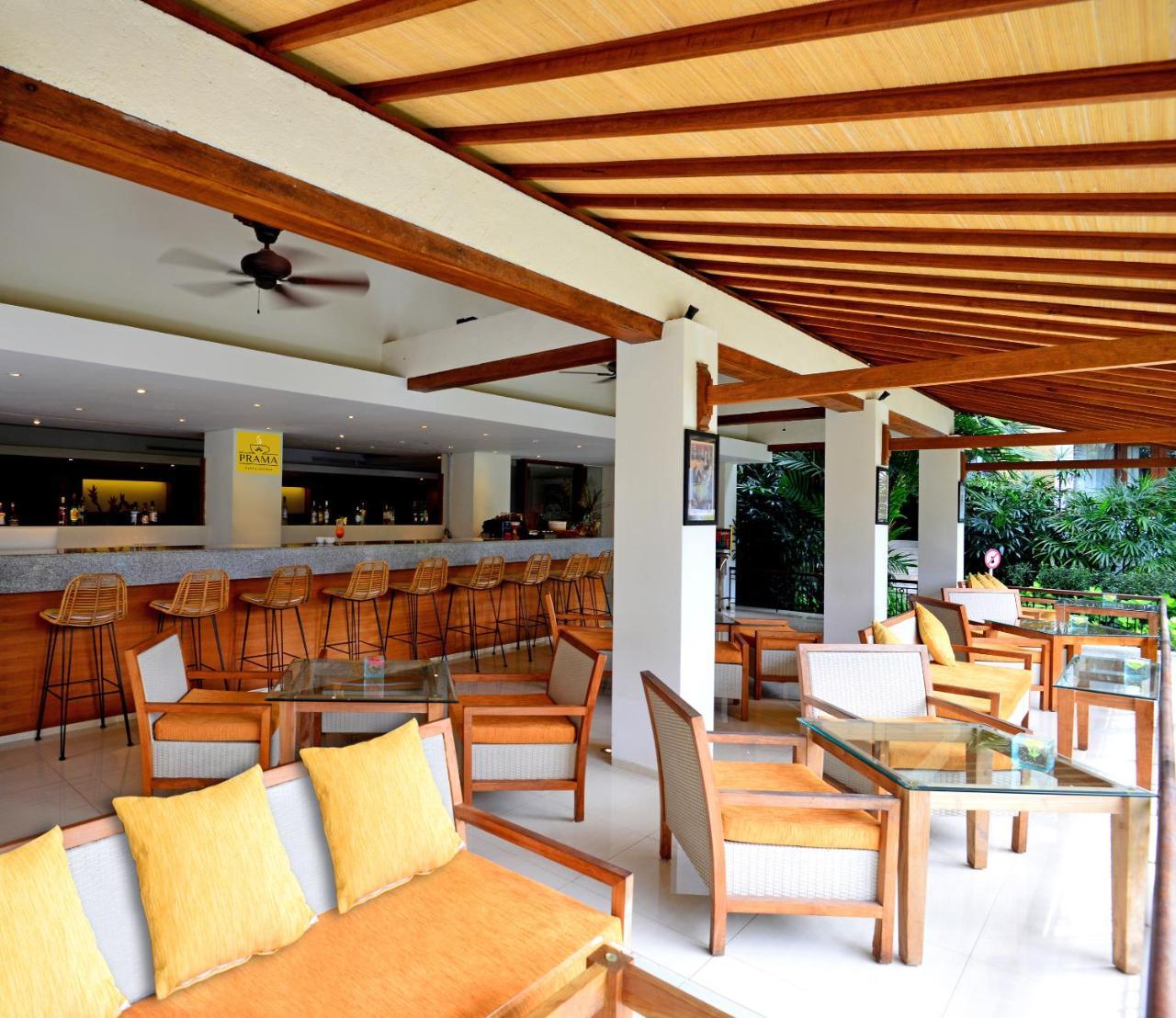 Prama Sanur Beach Bali Екстериор снимка The bar at the hotel